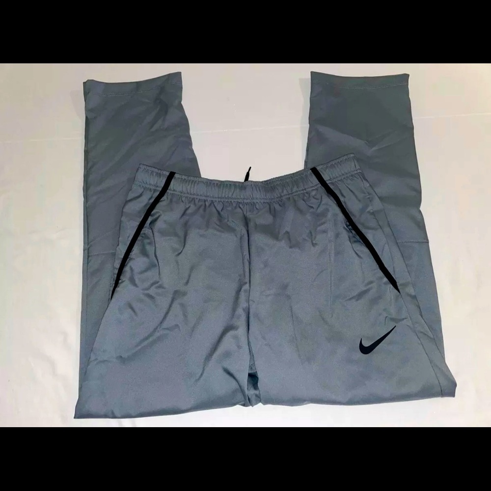 Nike Dri-Fit Standard Fit Men's Training Pants - Gray Size Large NWOT!
